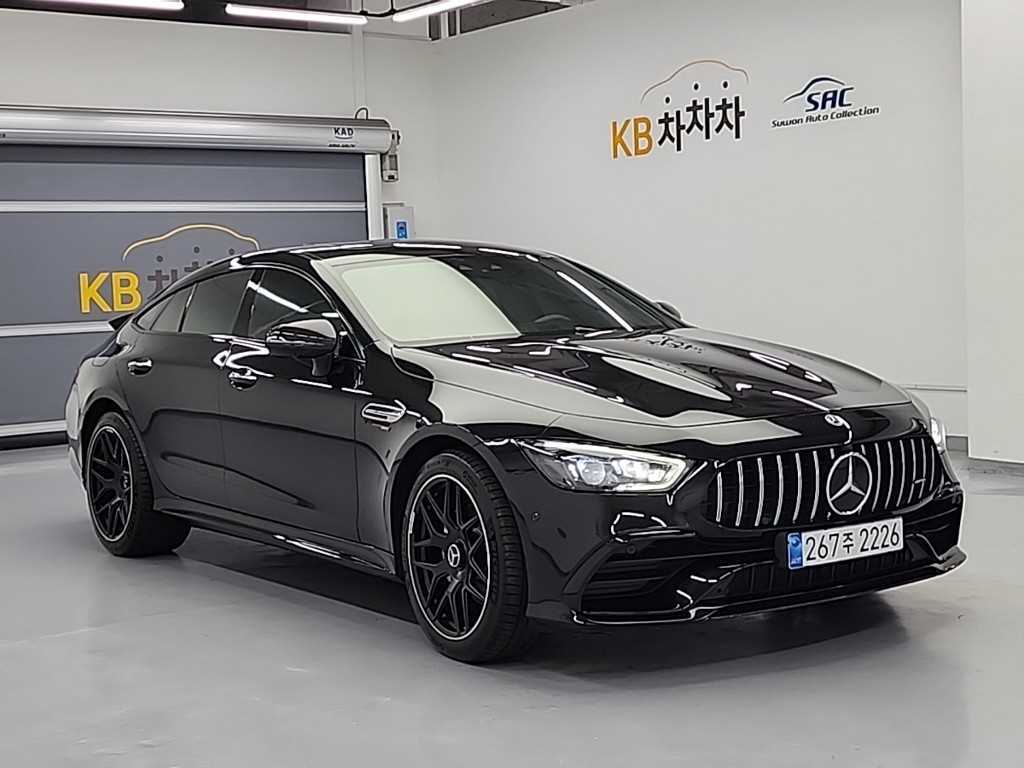 Mercedes Benz AMG GT - Vista 5