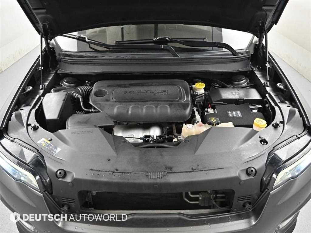 Jeep Cherokee - Vista 6