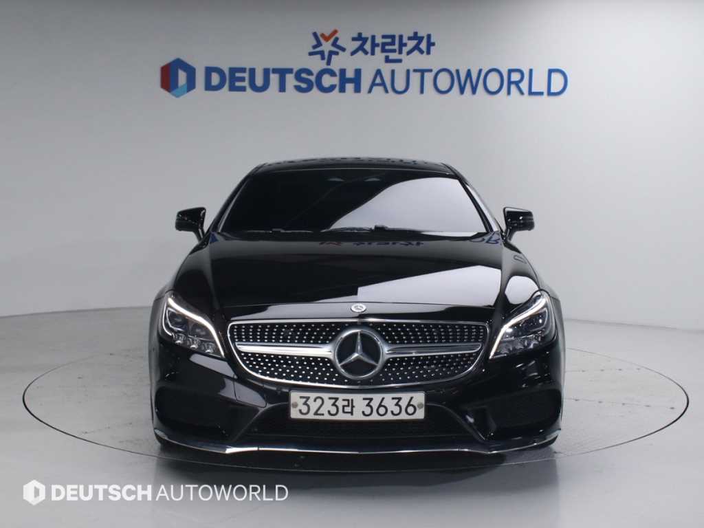 Mercedes Benz CLS Class - Vista 3