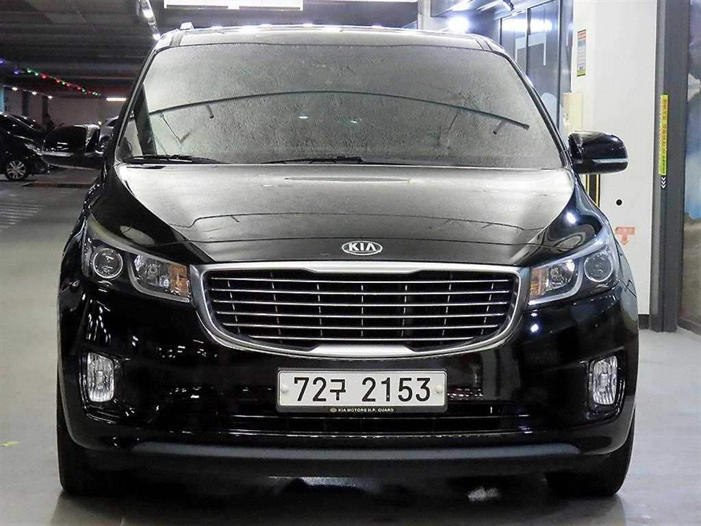 KIA Carnival - Vista 2