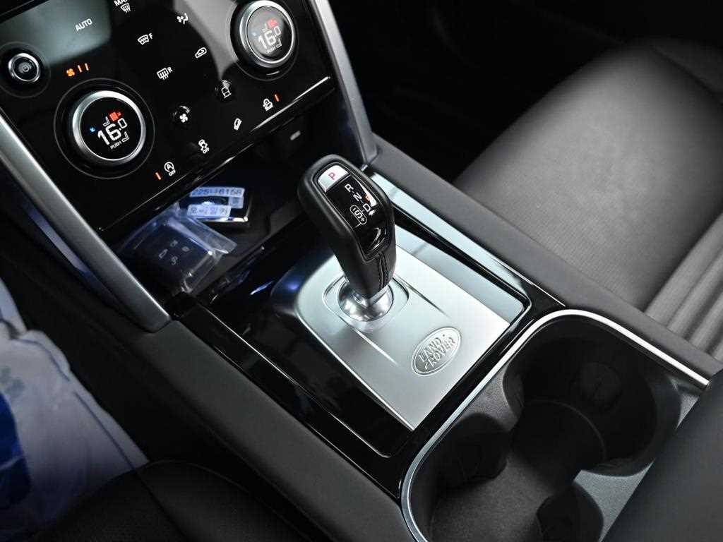 Land Rover Discovery Sports - Vista 9