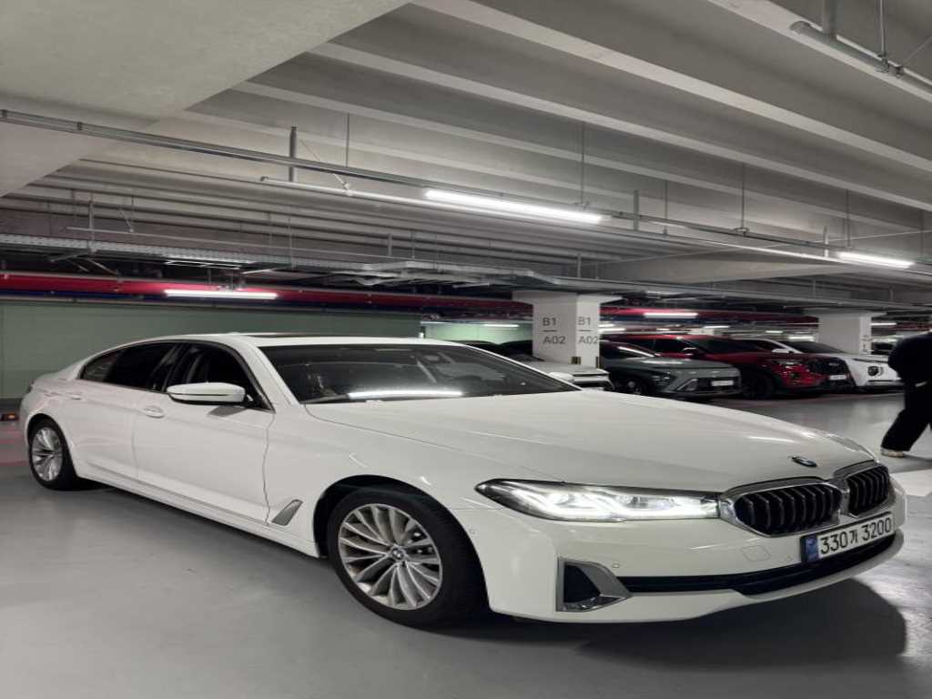 BMW 5 Series - Vista 2