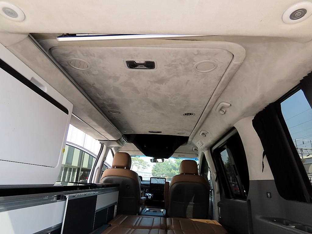 HYUNDAI Staria 2024 Blanco - Importación desde Corea - HF Imports Iquique - Foto 14