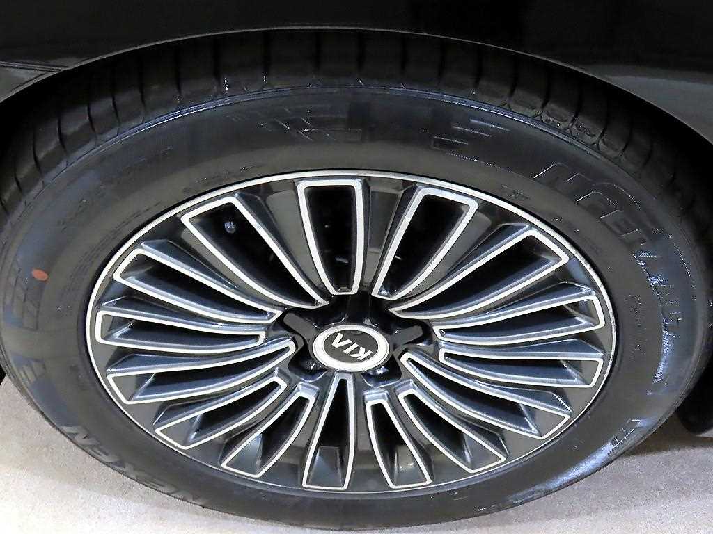 KIA K9 2013 Negro - Importación desde Corea - HF Imports Iquique - Foto 20