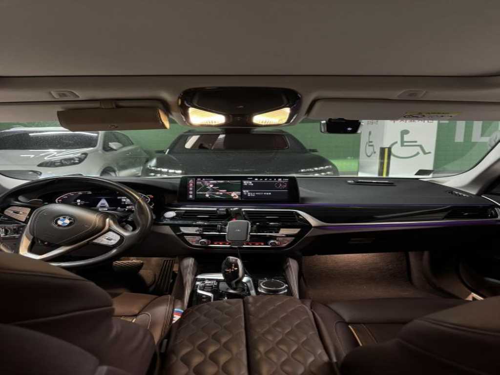 BMW 5 Series - Vista 6