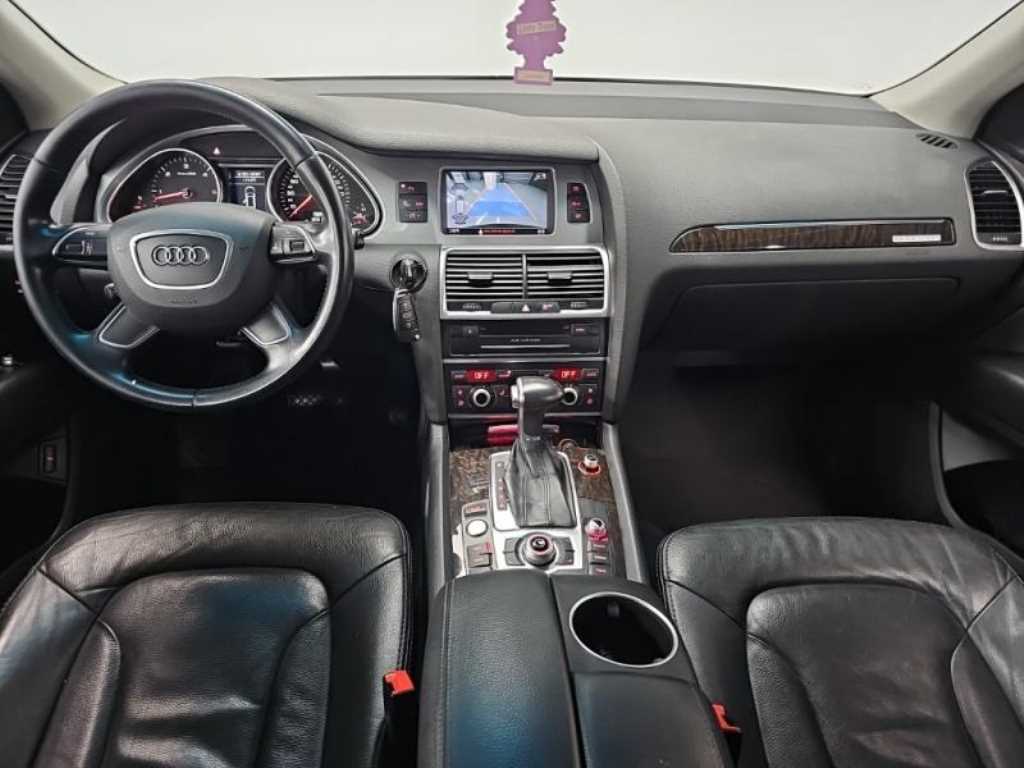 Audi Q7 - Vista 5