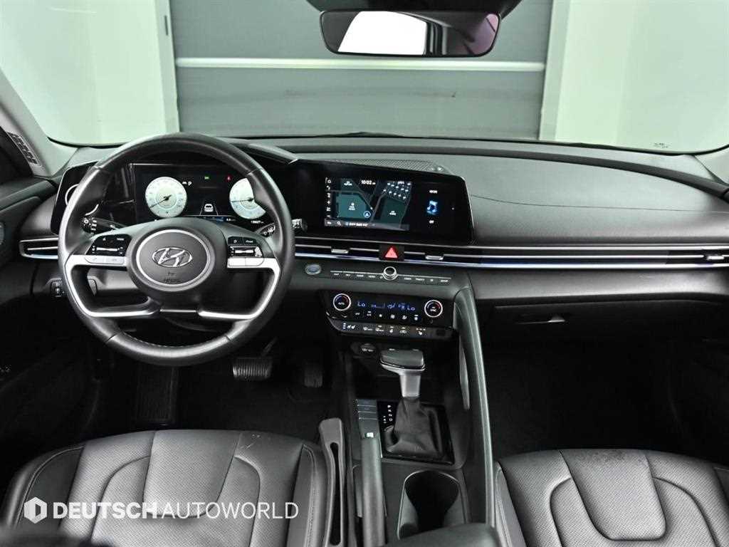 HYUNDAI Avante - Vista 7