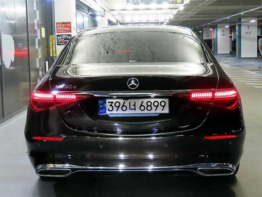 Mercedes Benz S Class - Vista 5