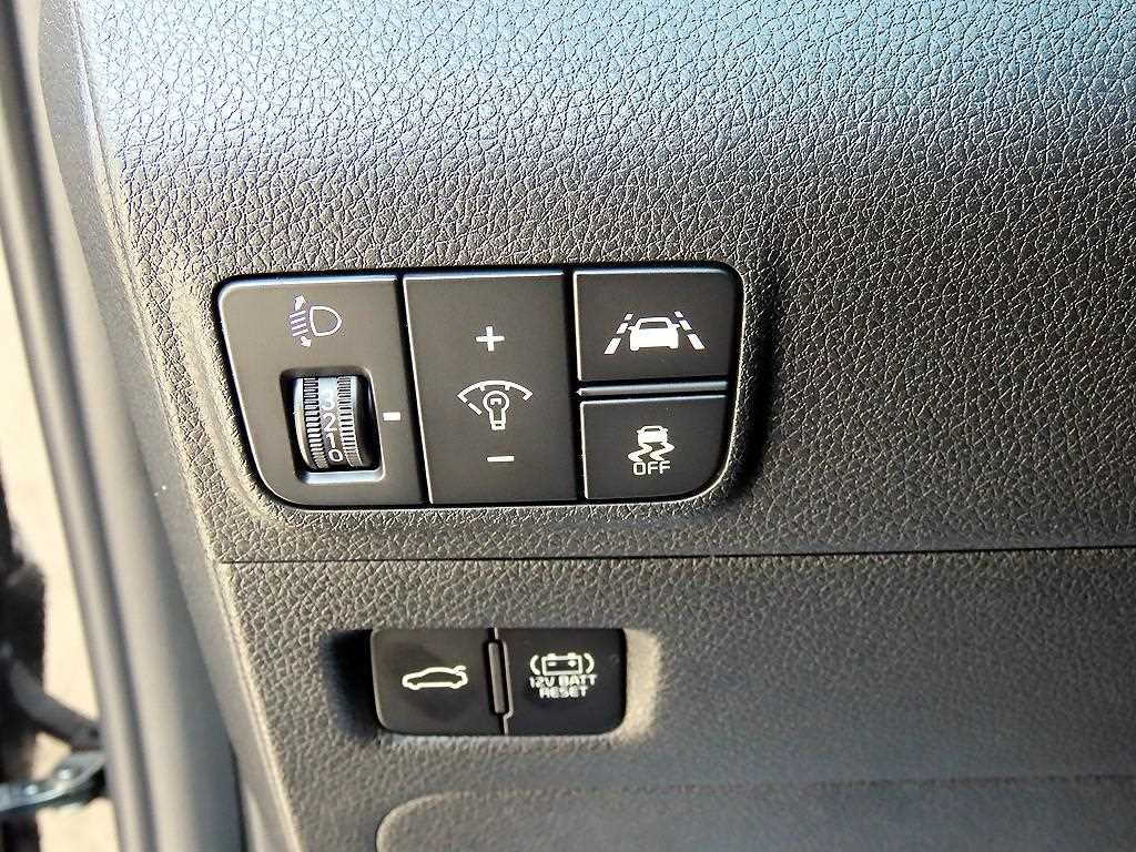 KIA K5 - Vista 12
