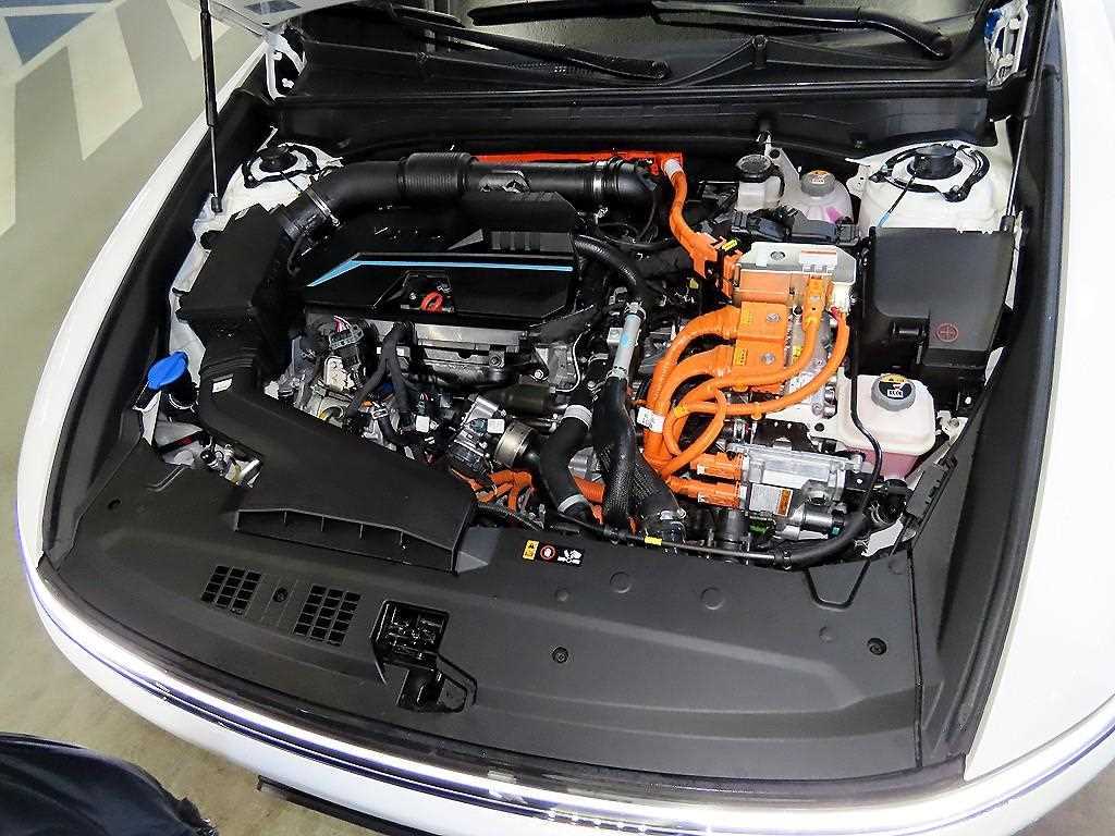 HYUNDAI Grandeur 2024 Blanco - Importación desde Corea - HF Imports Iquique - Foto 19