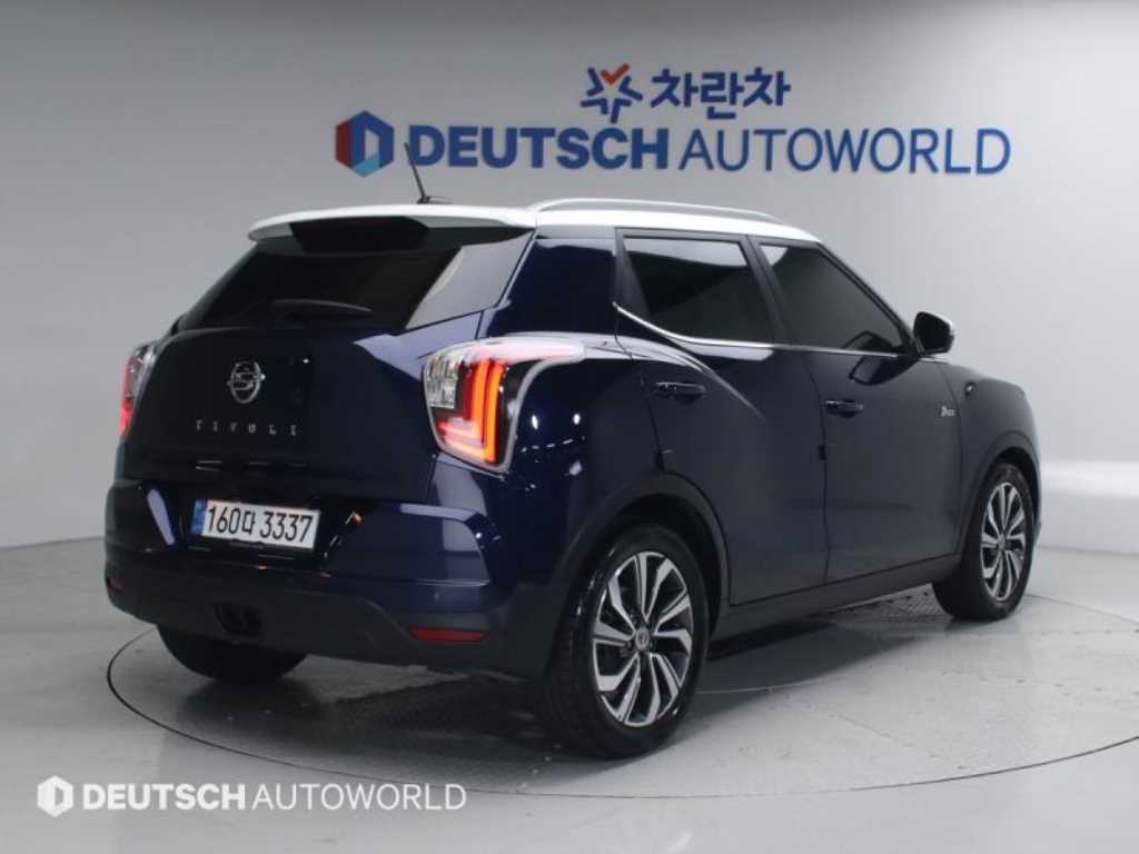 Ssangyong Tivoli - Vista 2