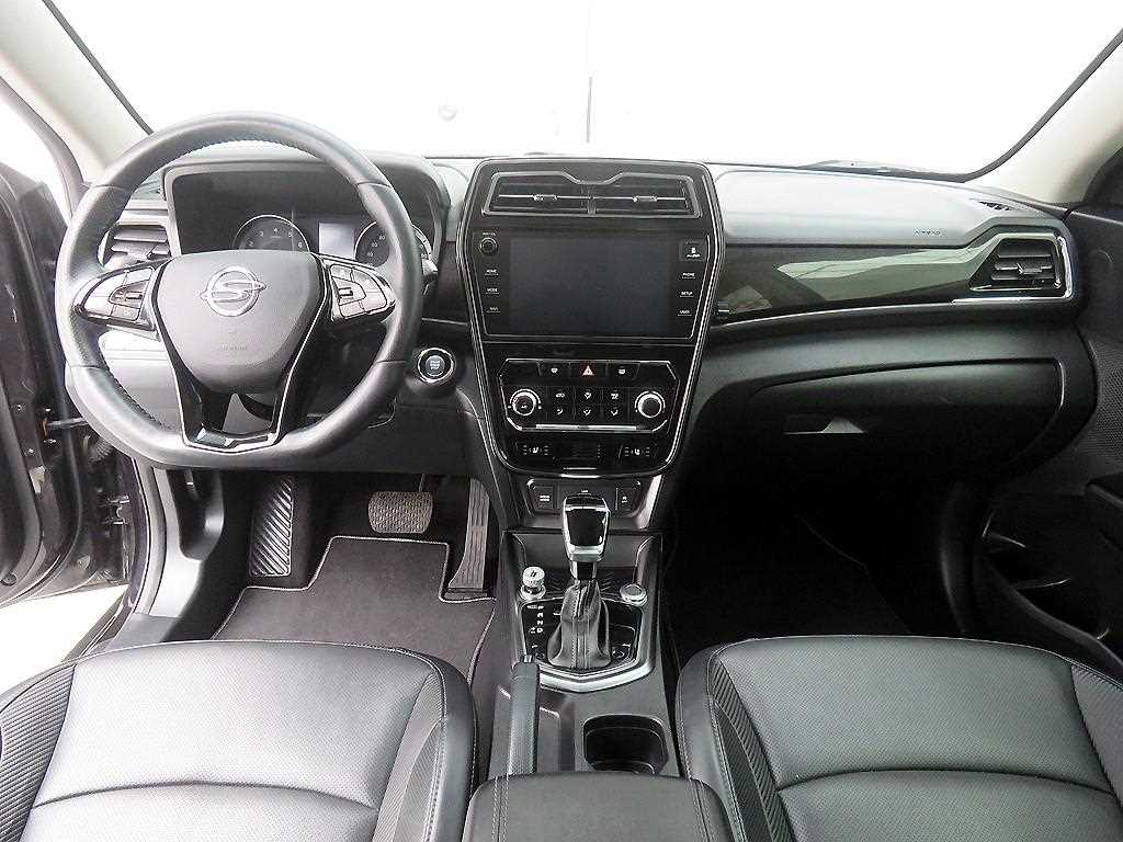 Ssangyong Tivoli - Vista 8