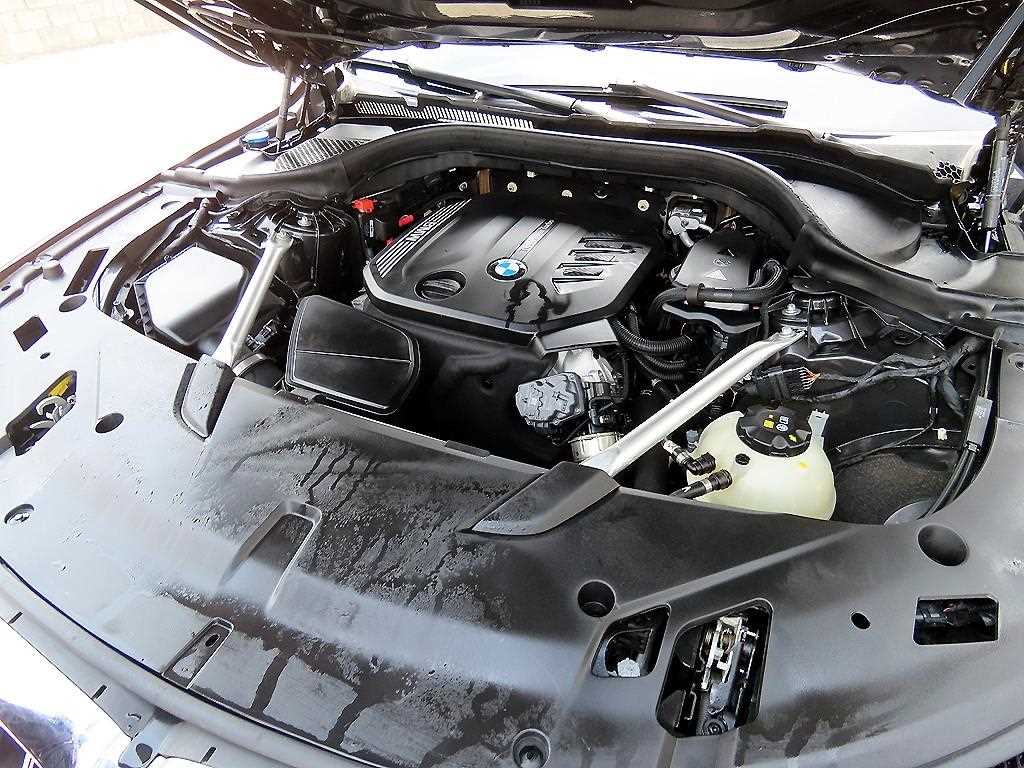 BMW Gran Turismo 2023 Gris - Importación desde Corea - HF Imports Iquique - Foto 19