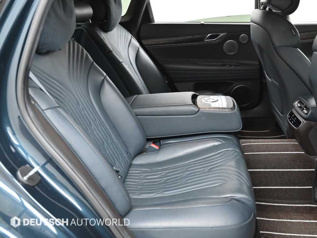 Genesis G80 - Vista 12
