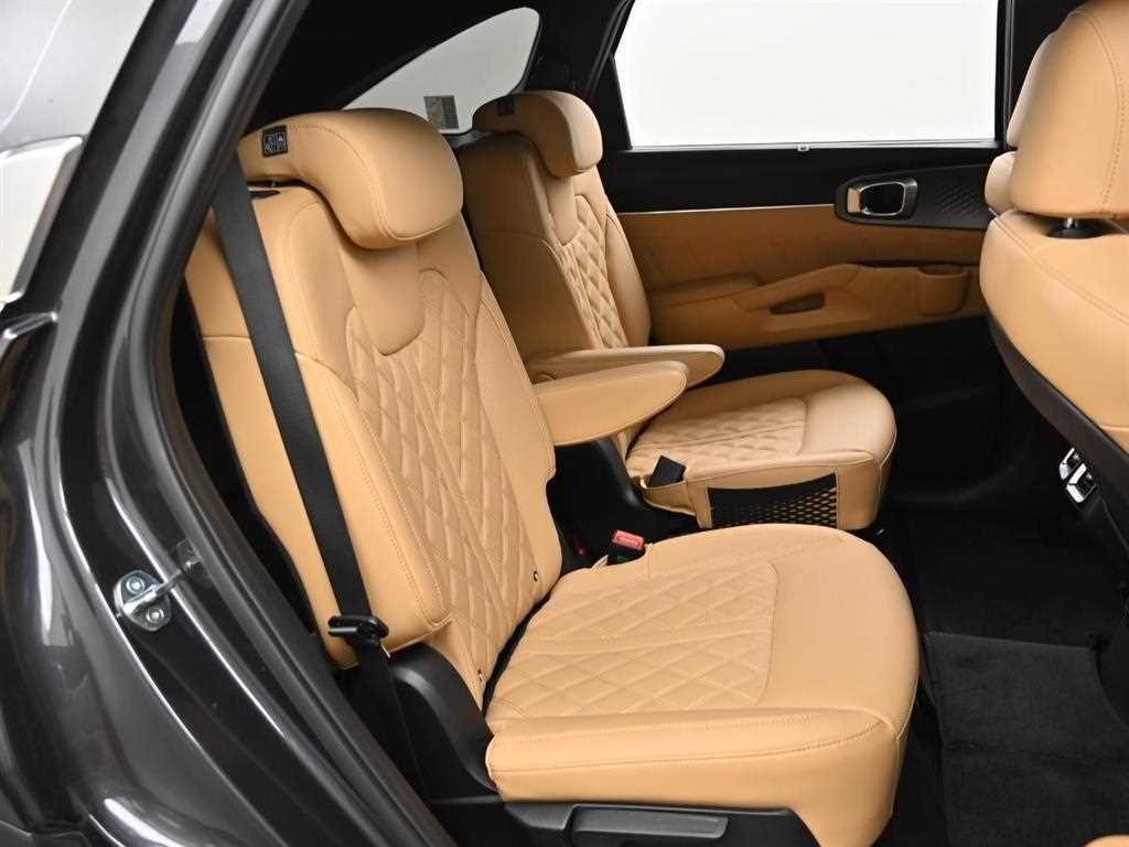 KIA Sorento - Vista 12