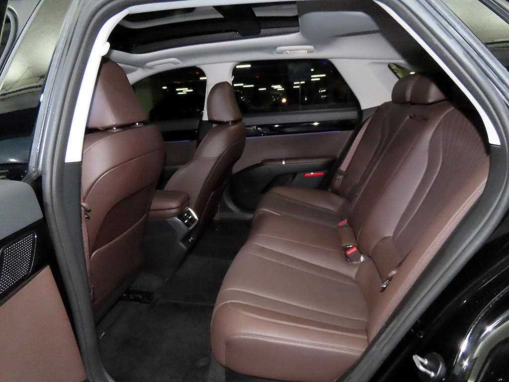 HYUNDAI Grandeur - Vista 7