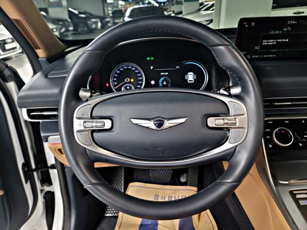 Genesis GV80 - Vista 6