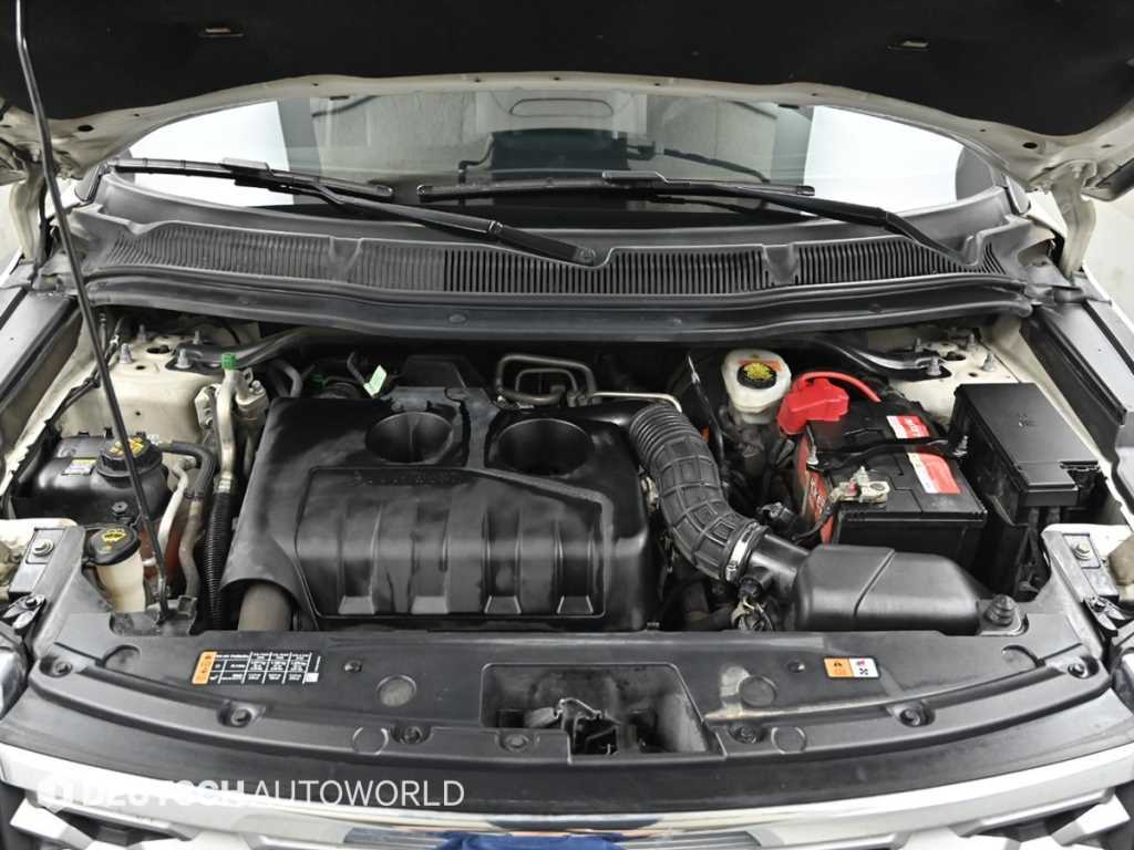 Ford Explorer - Vista 6