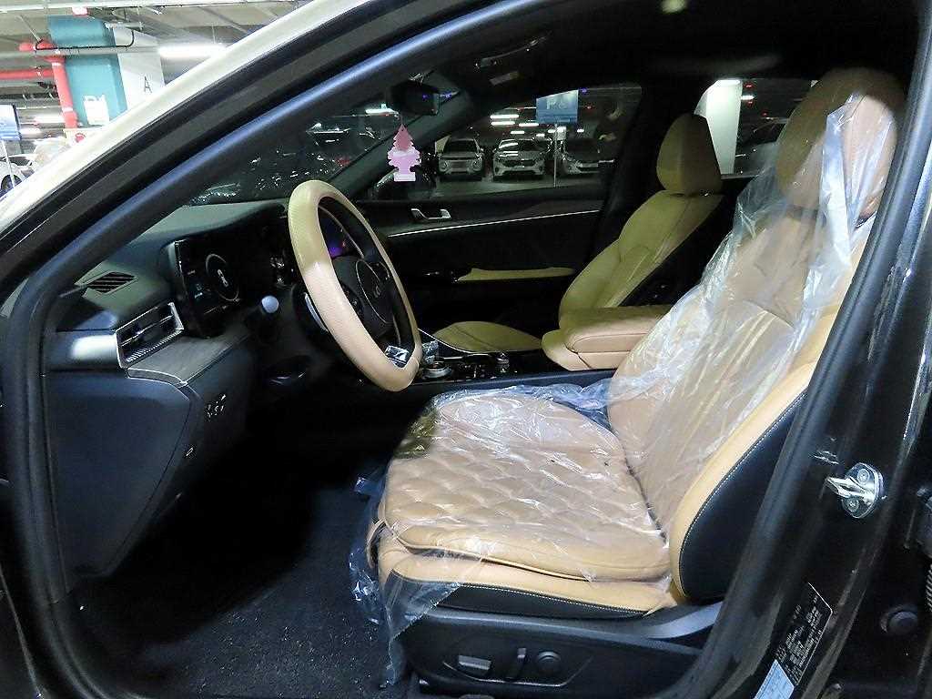 KIA K5 - Vista 7