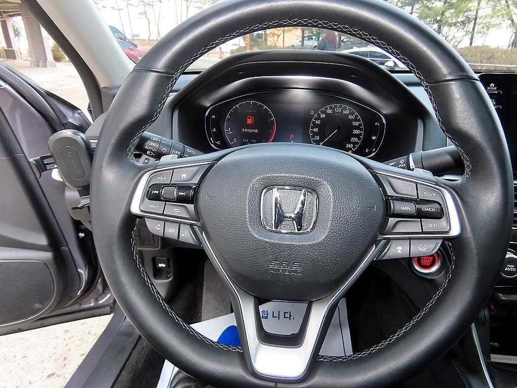 Honda Accord - Vista 8