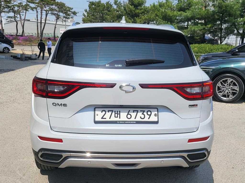 SAMSUNG QM6 - Vista 4