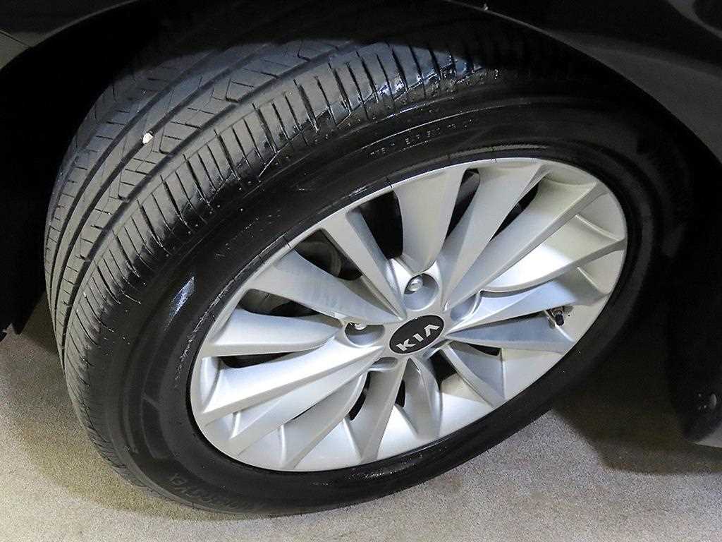 KIA K7 2018 Negro - Importación desde Corea - HF Imports Iquique - Foto 20