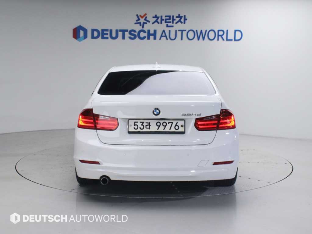 BMW 3 series - Vista 4