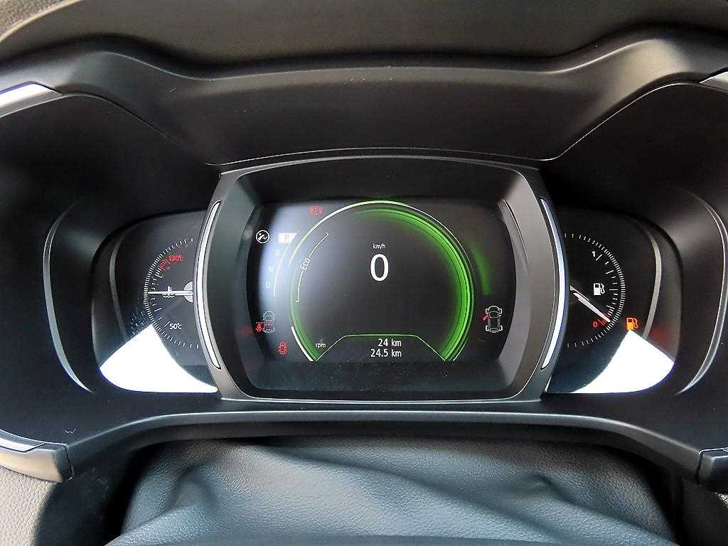 SAMSUNG QM6 - Vista 9