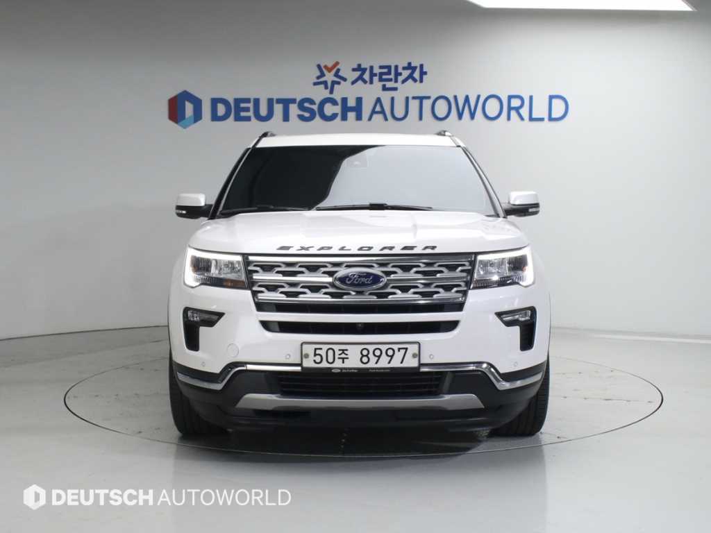 Ford Explorer - Vista 3