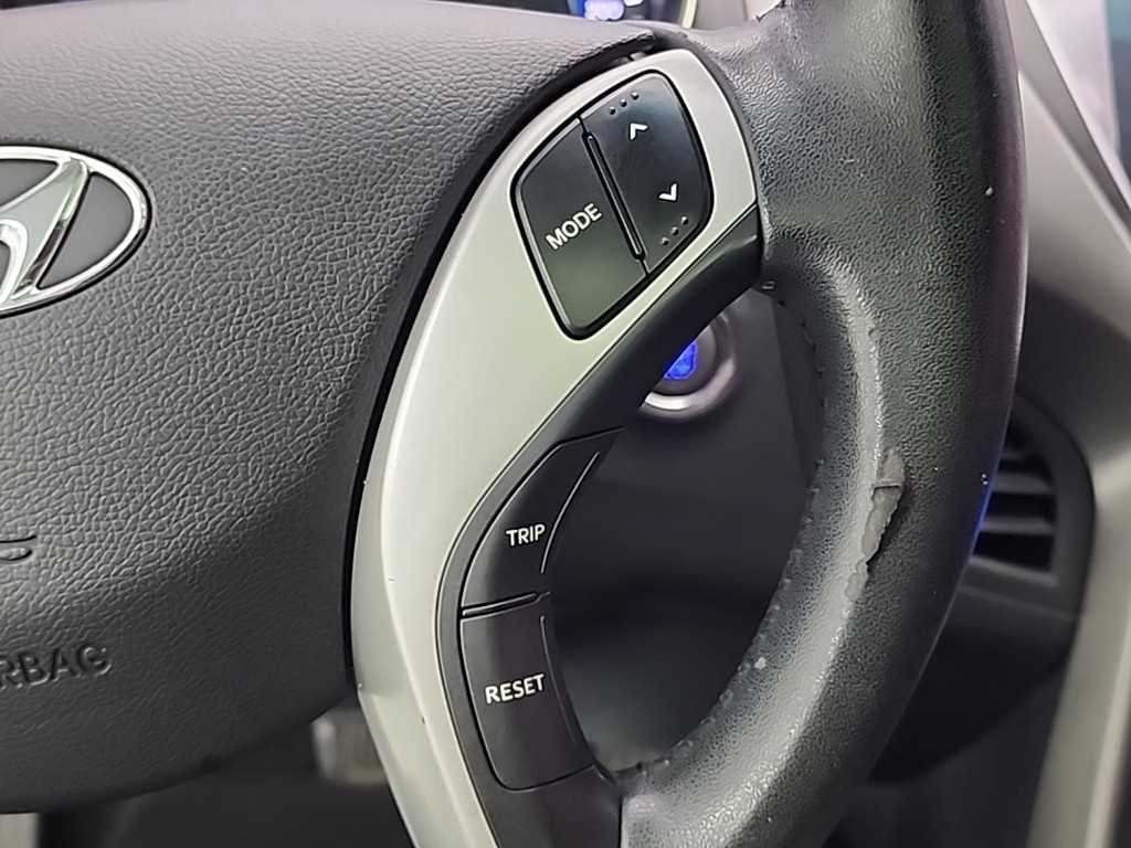 HYUNDAI Avante 2012 Blanco - Importación desde Corea - HF Imports Iquique - Foto 18