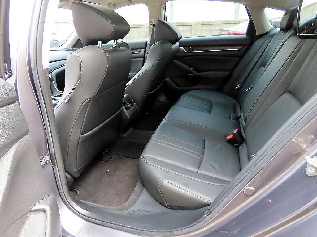 Honda Accord - Vista 6