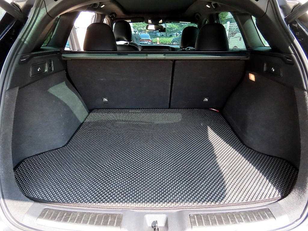 Infiniti QX 2019 Gris - Importación desde Corea - HF Imports Iquique - Foto 17