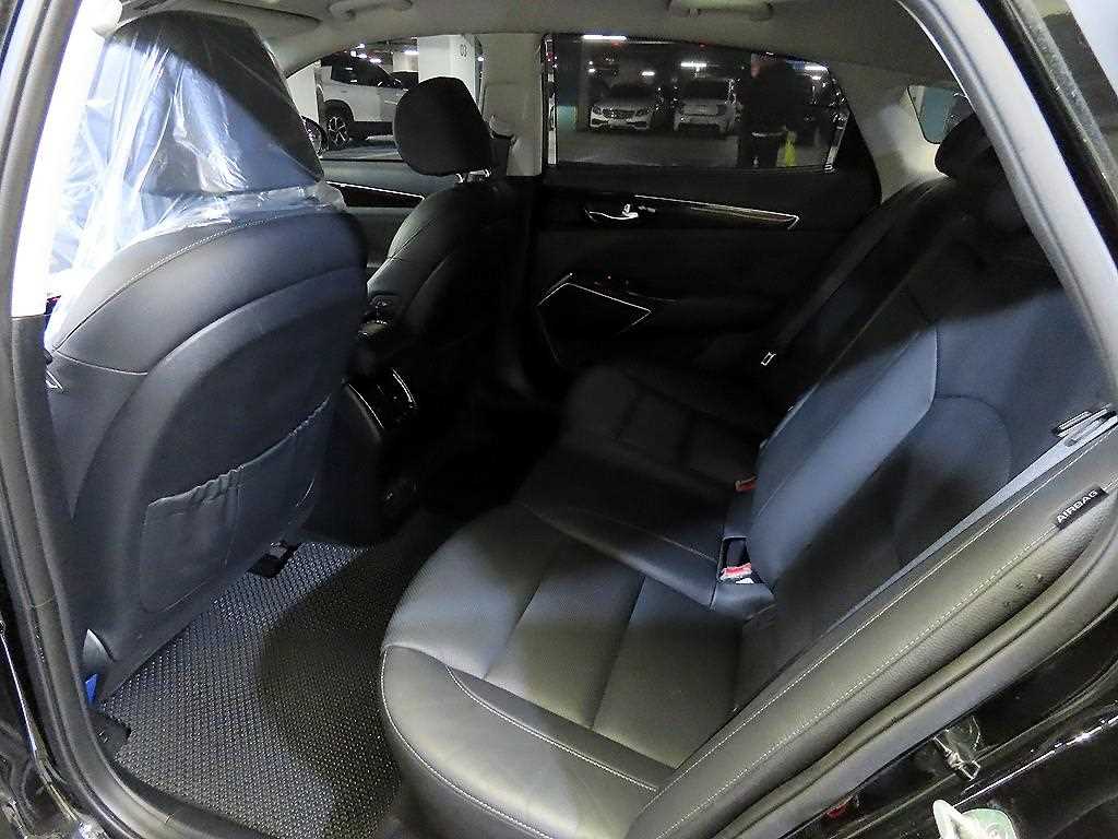 KIA K7 - Vista 7