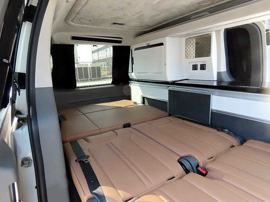 HYUNDAI Staria - Vista 6