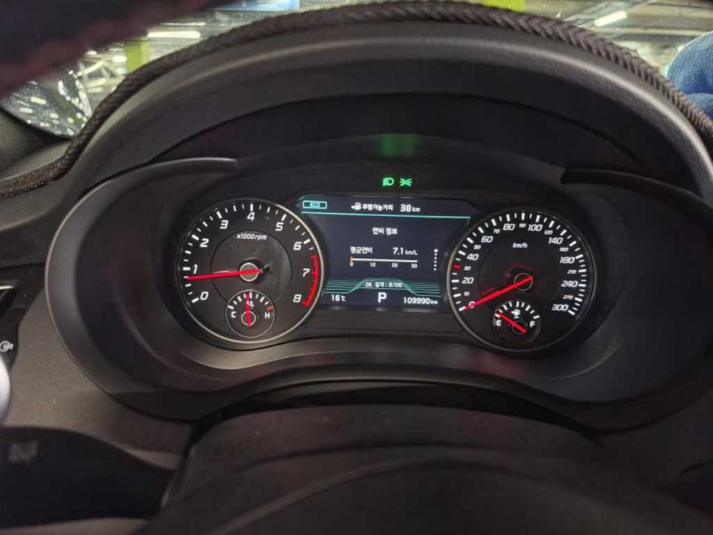 KIA Stinger - Vista 11