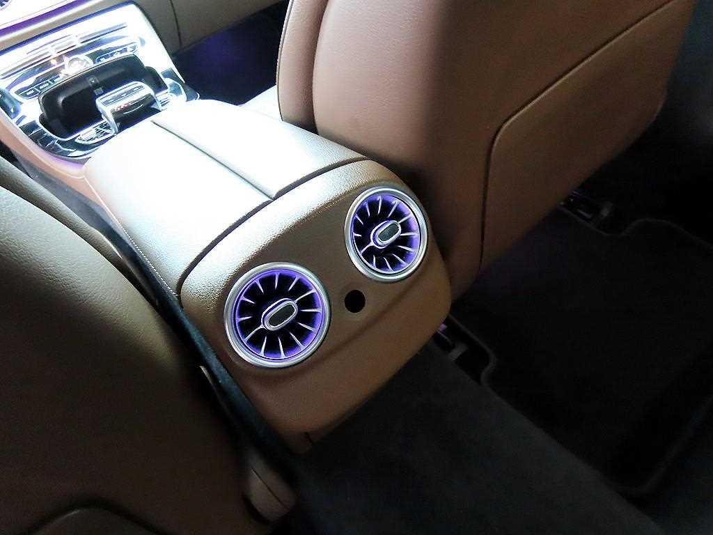 Mercedes Benz E class 2019 Negro - Importación desde Corea - HF Imports Iquique - Foto 16