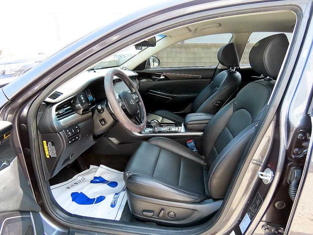 KIA K7 - Vista 5