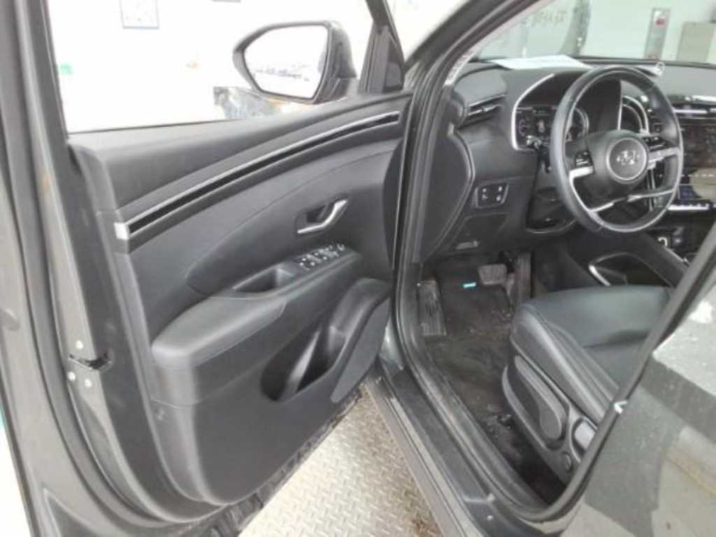 HYUNDAI Tucson - Vista 11