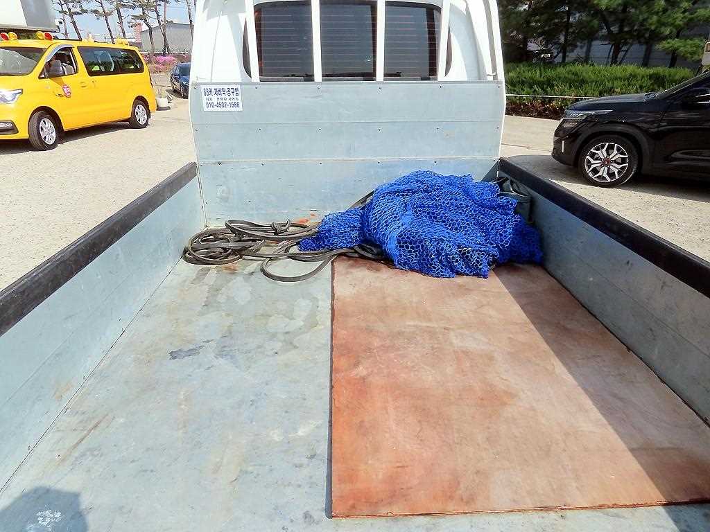 Small Truck Cargo (small) - Vista 5