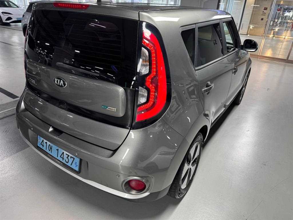 KIA Soul - Vista 3