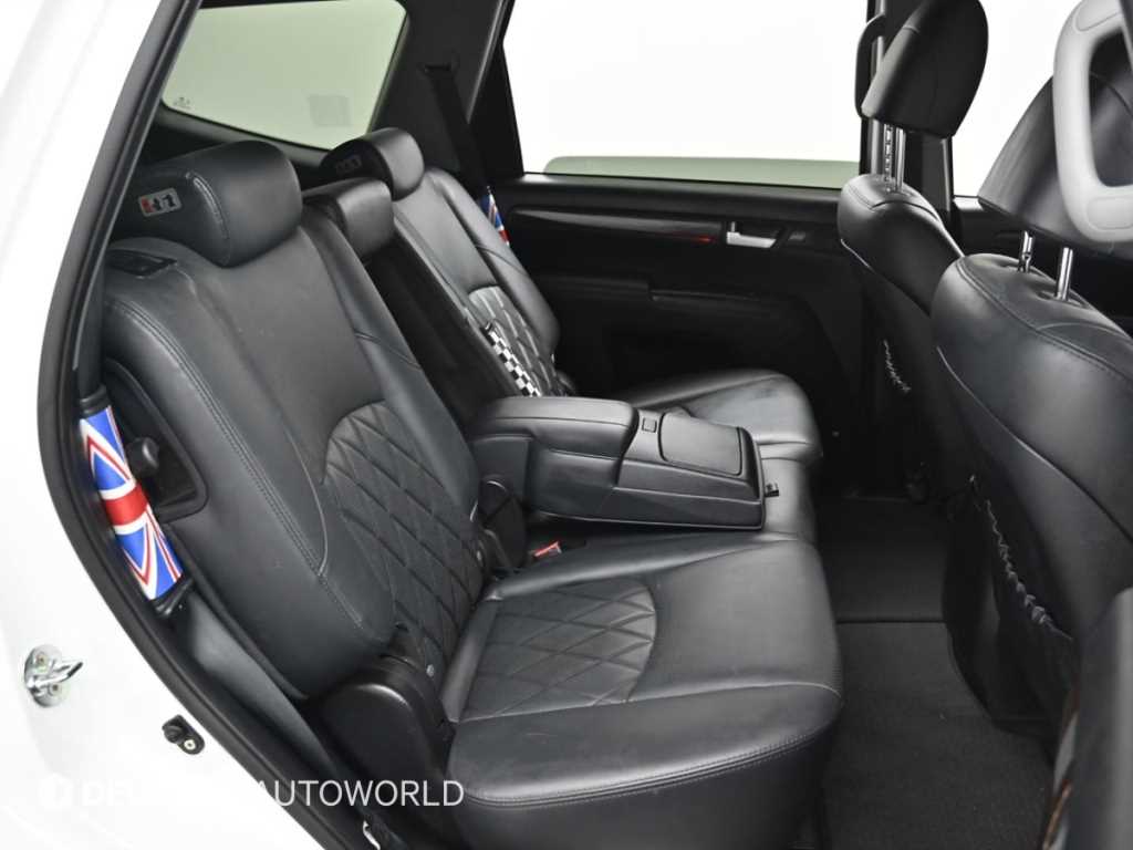 KIA Mohave - Vista 12