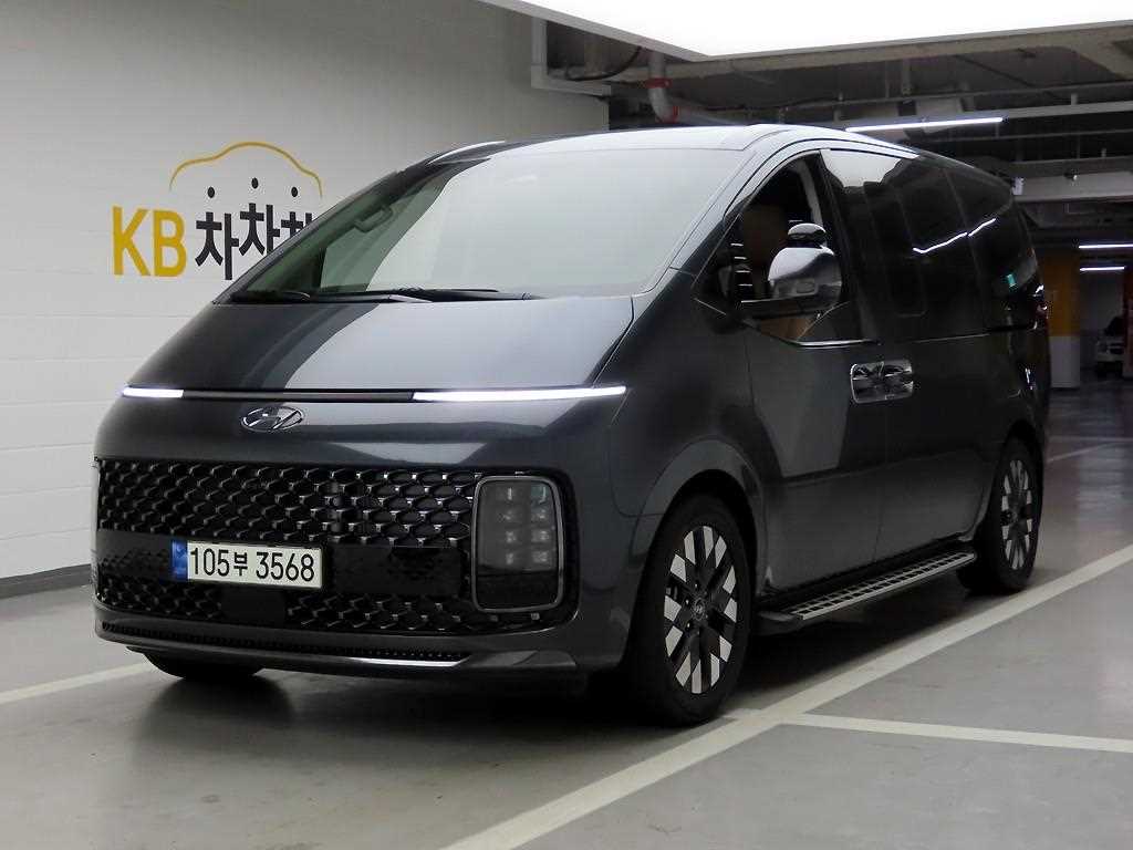 HYUNDAI Staria - Vista 2