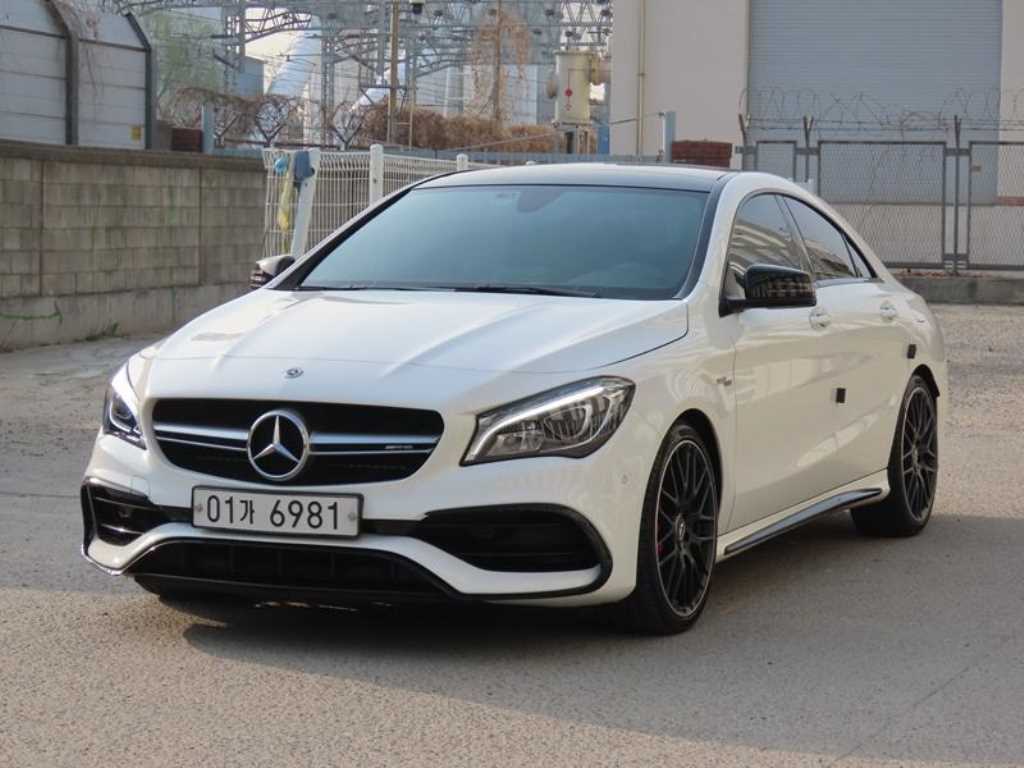 Mercedes Benz CLA Class - Vista 2