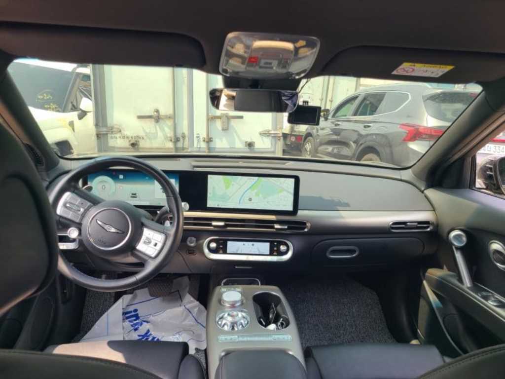 Genesis GV60 - Vista 6