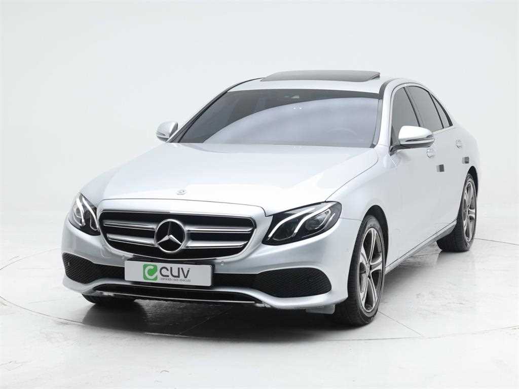 Mercedes Benz E class 2019 Plateado - Importación desde Corea - HF Imports Iquique - Foto 1