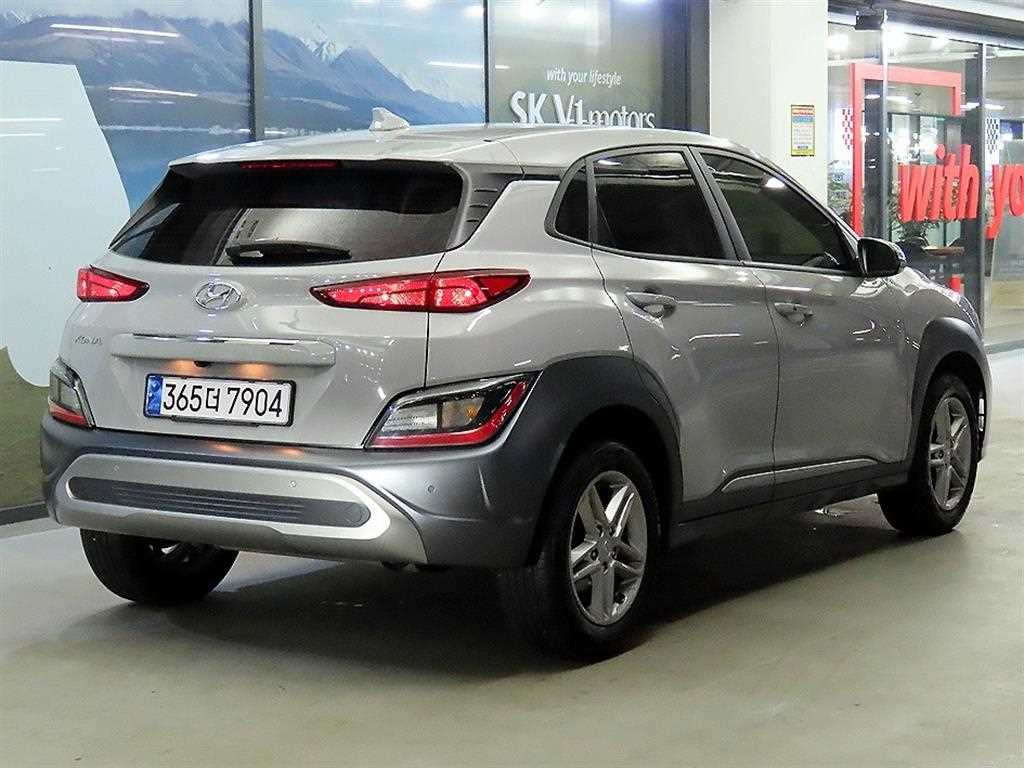 HYUNDAI Kona - Vista 4