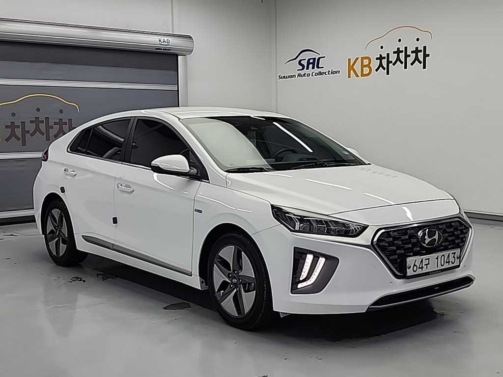 HYUNDAI Ioniq - Vista 4