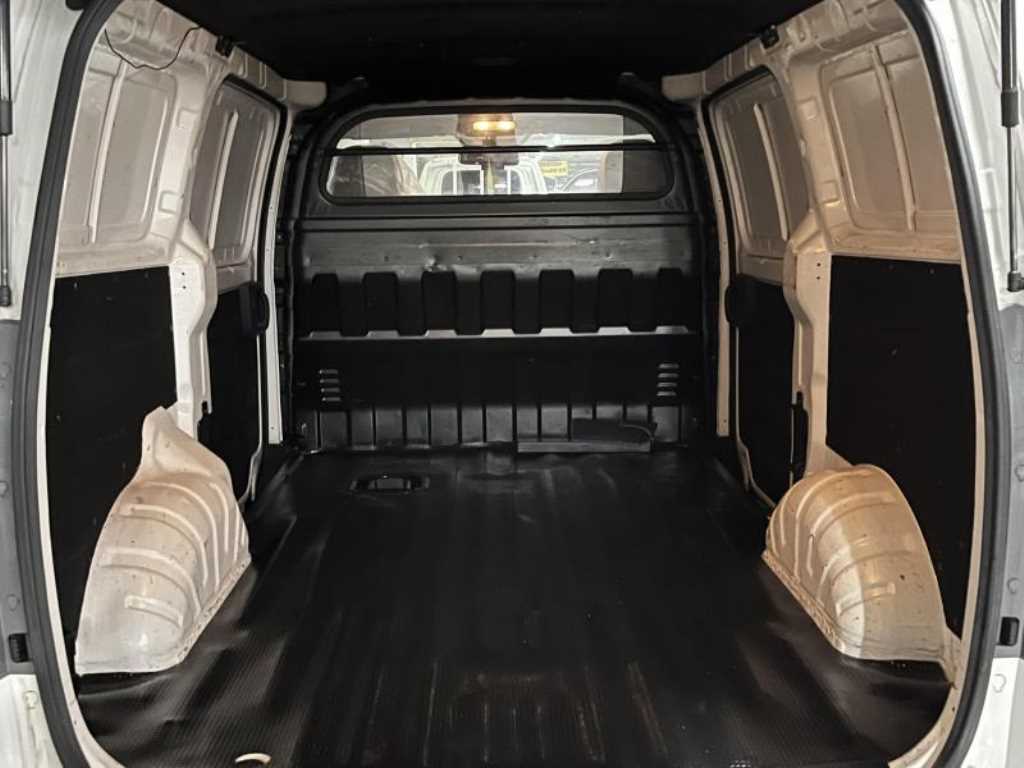 HYUNDAI Starex - Vista 6