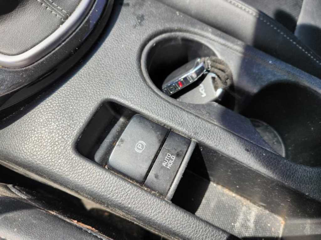 KIA Seltos - Vista 12