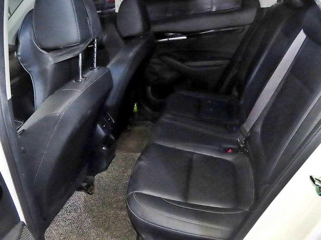 KIA Seltos - Vista 7